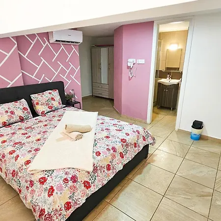 Duplex * Larnaca